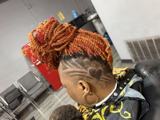 Razor heart design